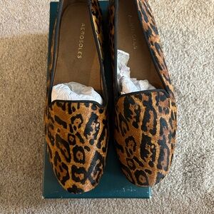 NWT New Aerosoles Leopard Flat Loafers 8 WIDE
